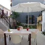 Finestra Rossa Old Town Vintage House Casa de Férias