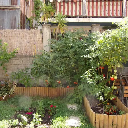 Σπίτι διακοπών Finestra Rossa Old Town Vintage House *