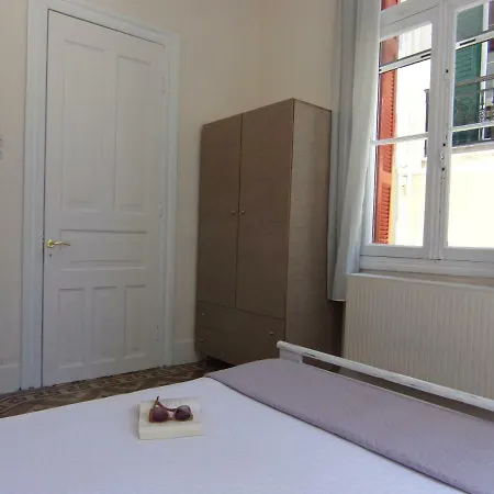 Finestra Rossa Old Town Vintage House Lefkáda