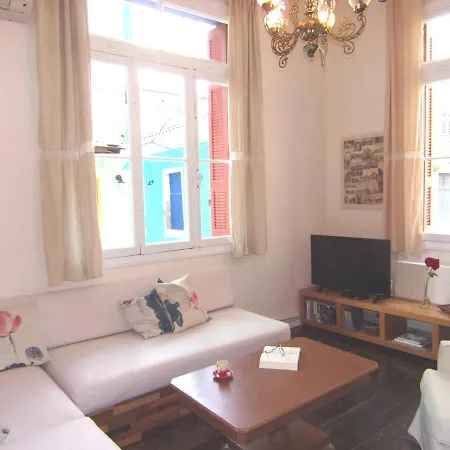 Σπίτι διακοπών Finestra Rossa Old Town Vintage House *