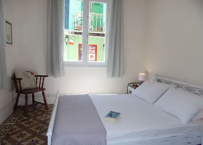 Finestra Rossa Old Town Vintage House Dom wakacyjny Lefkáda